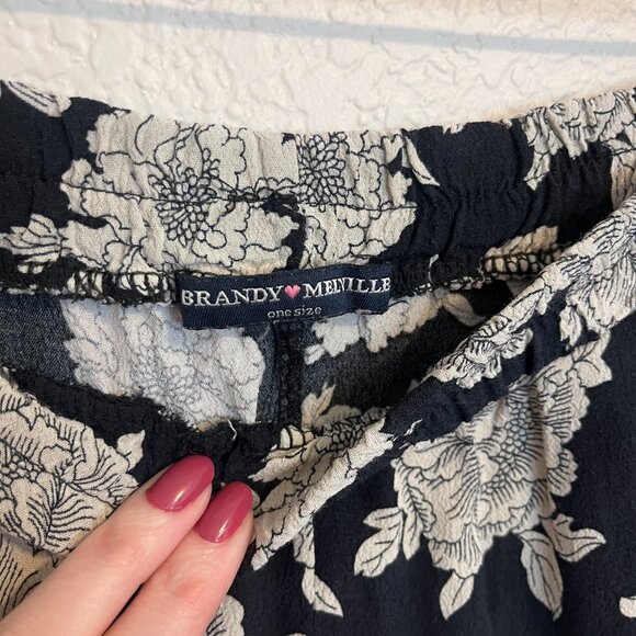 Brandy Melville Black and White Floral Joggers Women - Picture 8 of 10